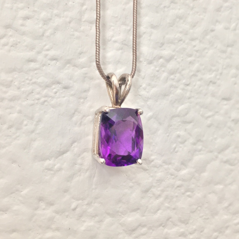 Beautiful Vintage Amethyst Necklace Pendant